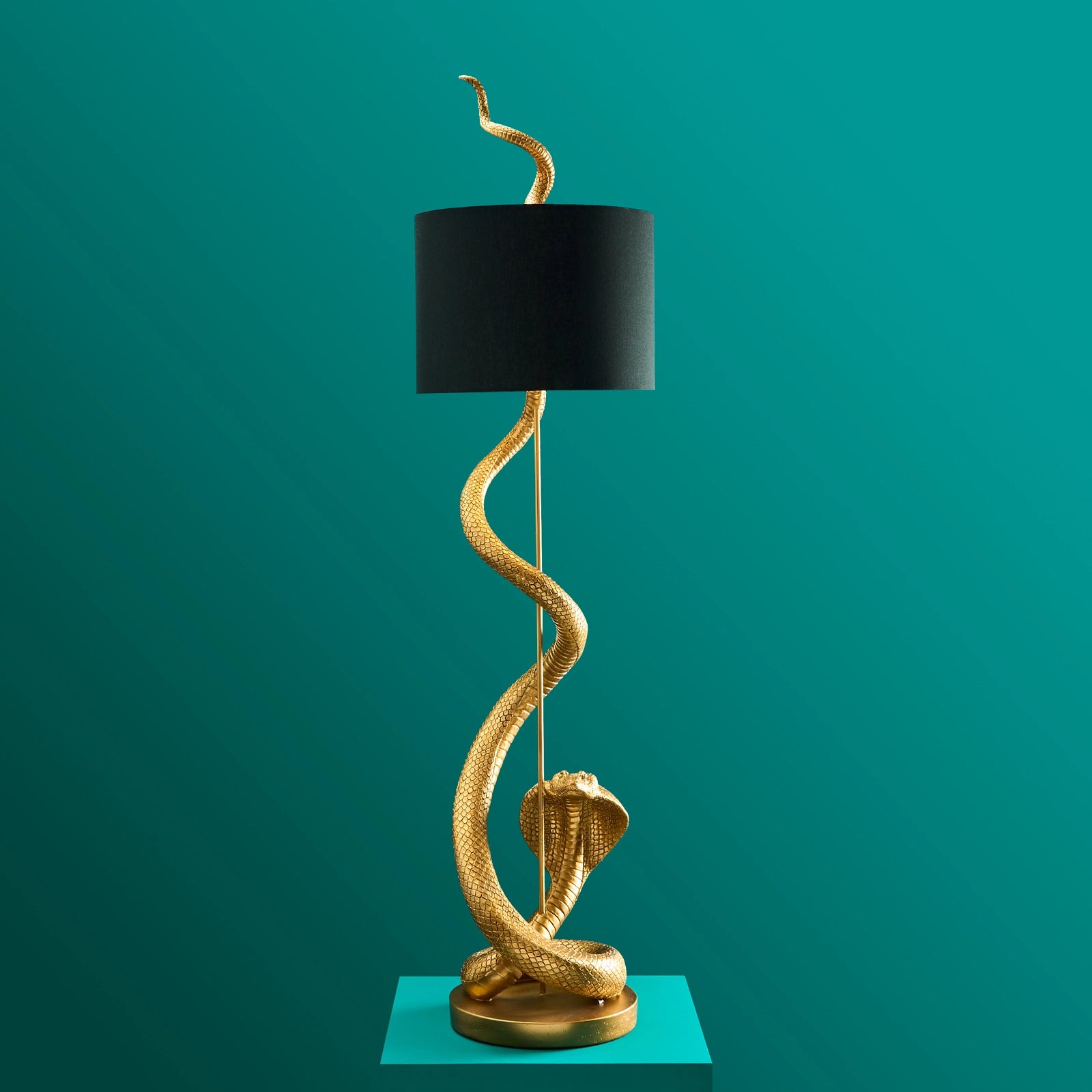 Lampadaire décorative Serpenté Or/Noir, 38 x 38 x 152 cm  Luxe minimaliste pour les intérieurs